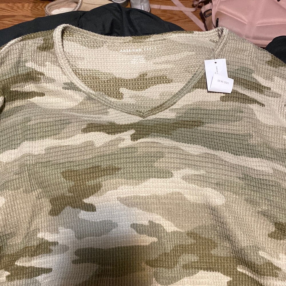 Cute camouflage long sleeve American Eagle